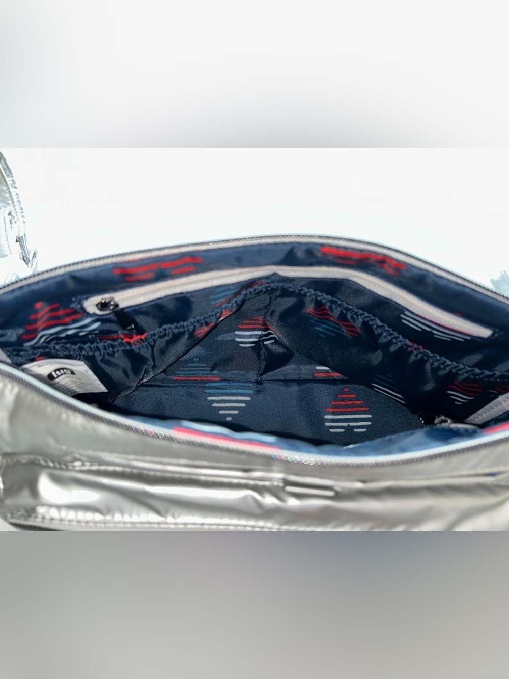Lug Stretch LE Crossbody Bag - Patriotic - Metallic Silver - American Flag - Picture 5 of 7